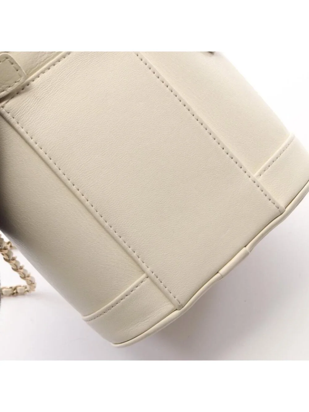 Chanel Handbag CC Logo 2-Way AS White Lambskin CC Vanity Chain Shoulder